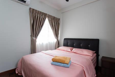 Rusnoor Homestay Bukit Jelutong Шах-Алам Экстерьер фото